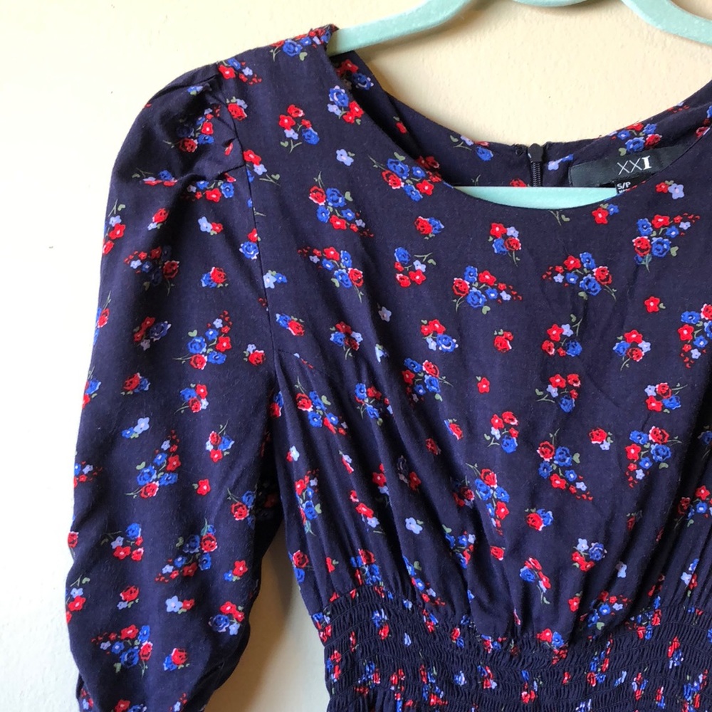 Floral Dress - Picture 4 of 5